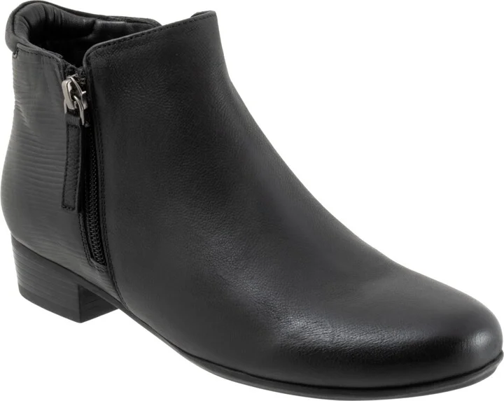 Trotters Major Embossed Bootie