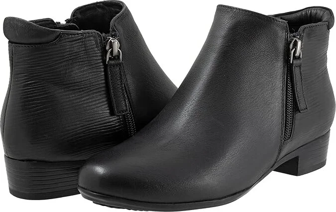 Trotters Major Embossed Women's Boots Black : 7 M (B), Leather/Textile