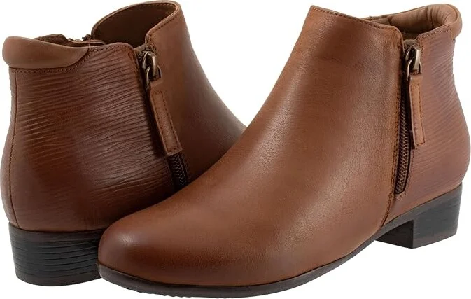 Trotters Major Embossed Women's Boots Luggage : 10 W (D), Leather