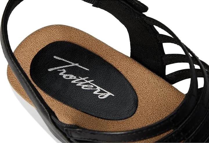Trotters Midge Women's Sandals Black : 7.5 N (AA), Rubber - Image 7