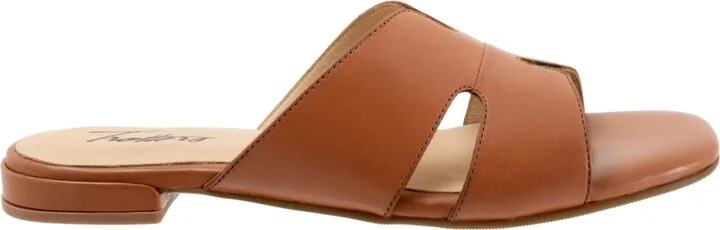 Trotters Nell Sandal - Image 10