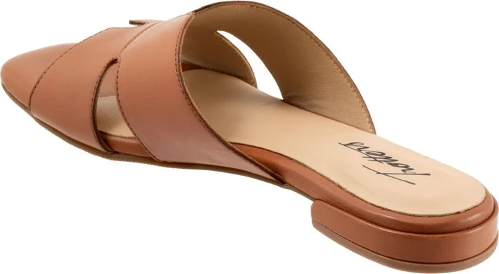 Trotters Nell Sandal - Image 11