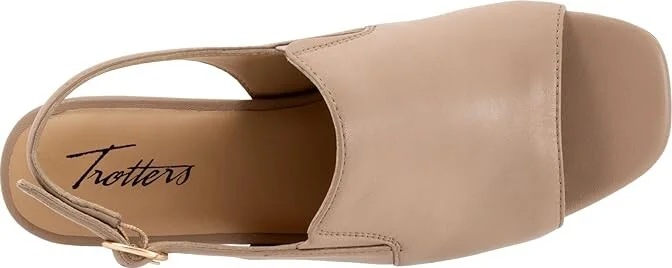 Trotters Nila Women's Sandals Taupe : 9.5 N (AA), Leather - Image 2