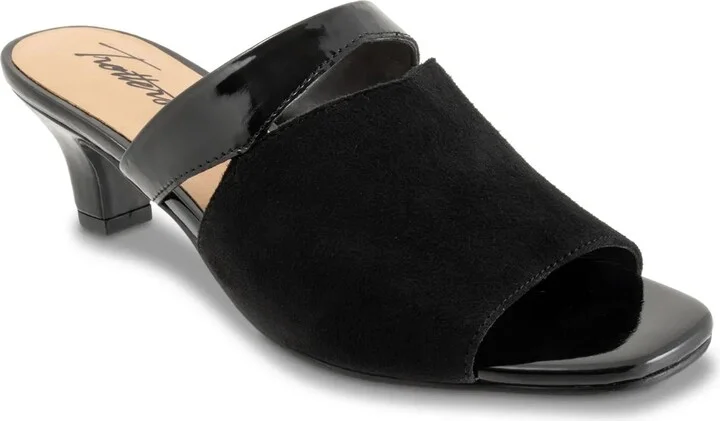 Trotters Ninette Sandal