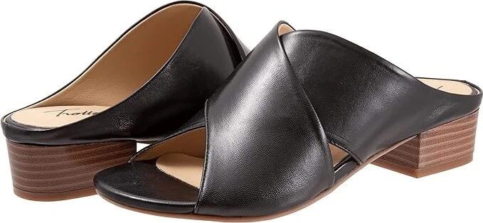 Trotters Nora Women's Shoes Black : 7.5 W (D), Leather