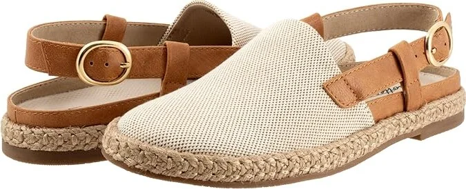 Trotters Paisley Women's Flat Shoes Natural Text : 9 N (AA), Canvas