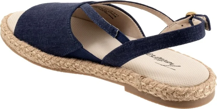 Trotters Pepper Sandal - Image 2