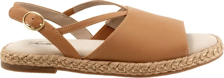 Trotters Pepper Sandal - Image 8