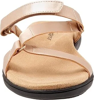 Trotters Raja Women's Shoes Champagne Metallic : 7.5 M (B), Synthetic - Image 5