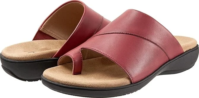 Trotters Regina Women's Shoes Dark Red : 7.5 W (D), Leather