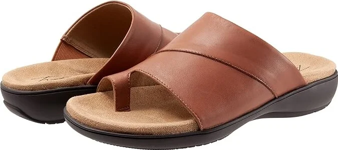 Trotters Regina Women's Shoes Luggage : 6.5 W (D), Leather