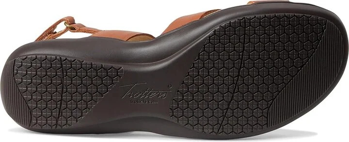 Trotters River Women's Sandals Luggage : 9 W (D), Leather - Image 3