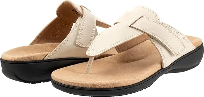 Trotters Robin Women's Sandals Ivory : 7 W (D), Leather