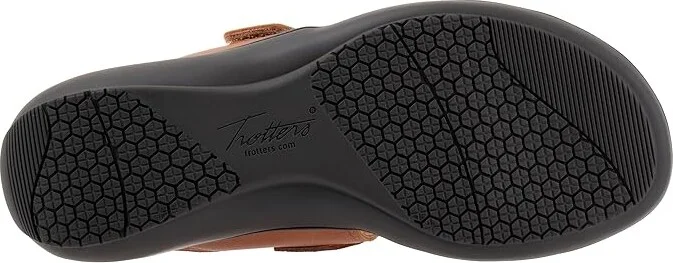 Trotters Robin Women's Sandals Luggage : 6 W (D), Leather - Image 3