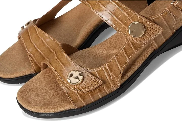 Trotters Romi Croco Women's Sandals Luggage : 9 W (D), Rubber - Image 7