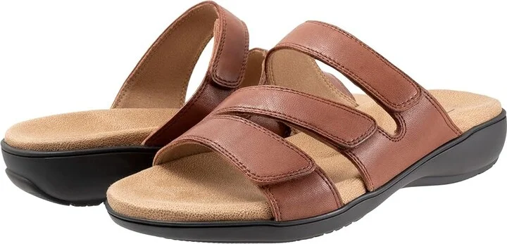 Trotters Rose Women's Sandals Luggage : 5.5 M (B), Leather