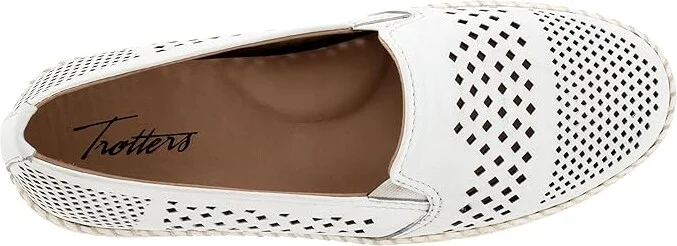 Trotters Royal Women's Flat Shoes White : 6 M (B), Leather - Image 2