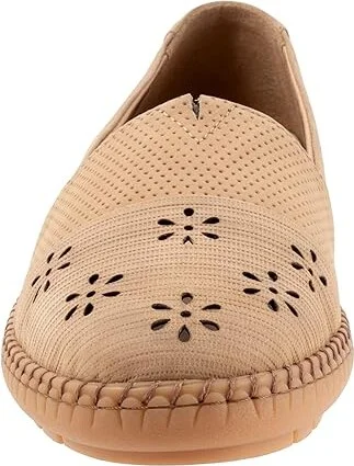 Trotters Ruby Perf Women's Flat Shoes Sand Nubuck : 9 N (AA) - Image 5