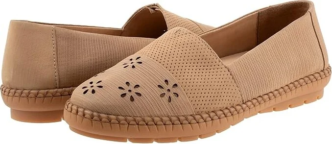 Trotters Ruby Perf Women's Flat Shoes Sand Nubuck : 9 N (AA)
