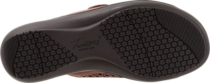 Trotters Ruthie Sandal - Image 11