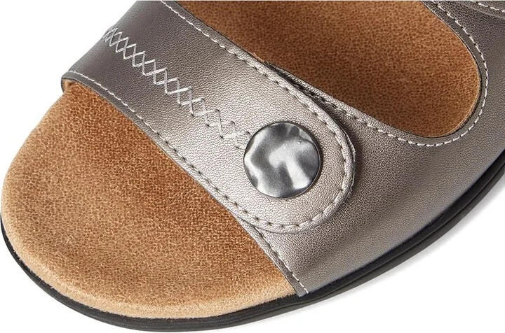 Trotters Ruthie Stitch Women's Sandals Pewter : 7 WW (EE) - Image 7