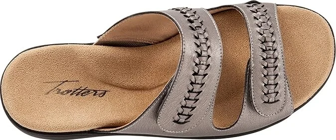 Trotters Ruthie Woven Women's Shoes Pewter Metallic : 10 M (B), Leather - Image 2