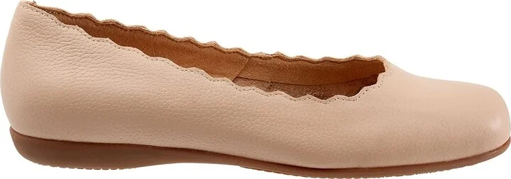 Trotters Sabine Women's Flat Shoes Nude : 10.5 M (B), Leather - Image 7