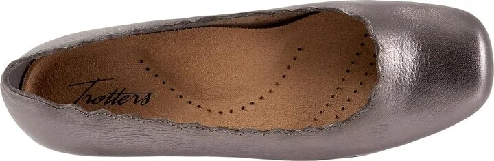 Trotters Sabine Women's Flat Shoes Pewter : 5 M (B), Leather - Image 2