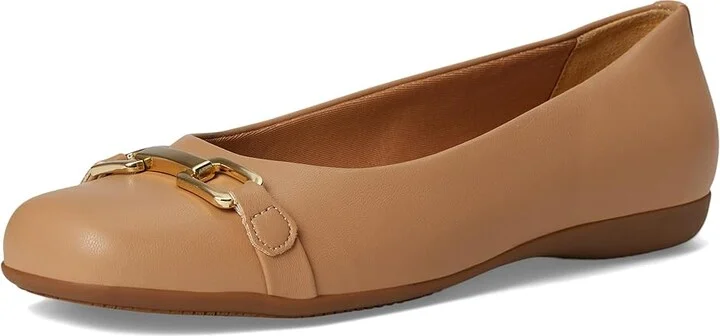 Trotters Sadie Women's Flat Shoes Beige : 10.5 M (B), Leather - Image 5