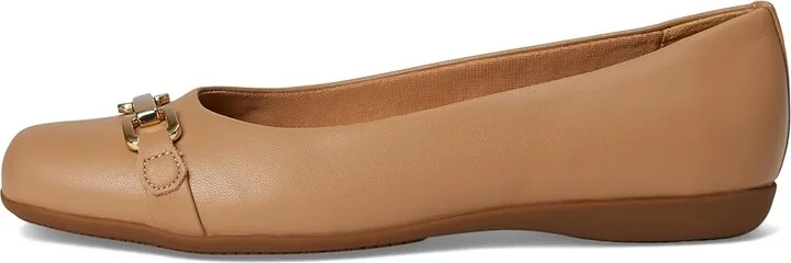 Trotters Sadie Women's Flat Shoes Beige : 10.5 M (B), Leather - Image 6