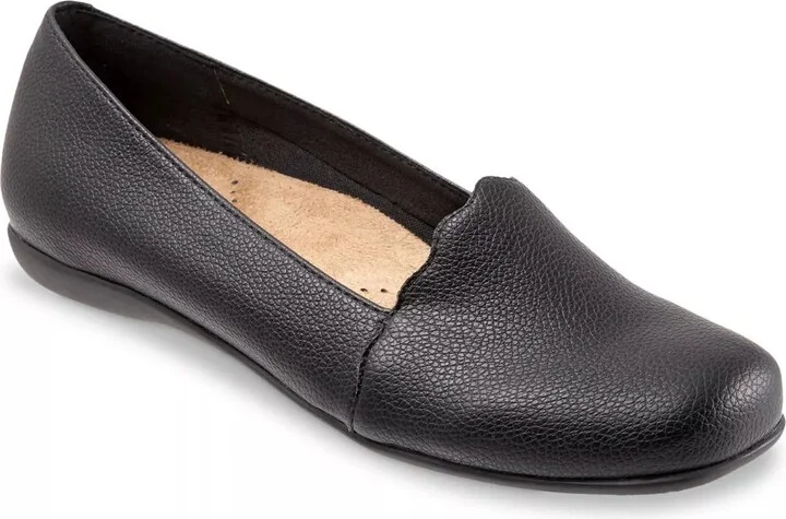 Trotters Sage Loafer
