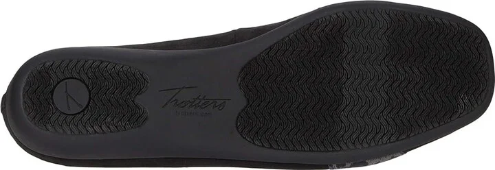 Trotters Samantha Women's Slip on Shoes Microfiber Suede/Cheetah Printed Elastic (Black) : 7 N (AA) - Image 3