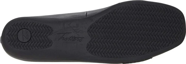 Trotters Samantha Women's Slip on Shoes Super Soft Vegan Leather/ Croco Print Elastic (Black) : 7 N (AA), Synthetic - Image 3