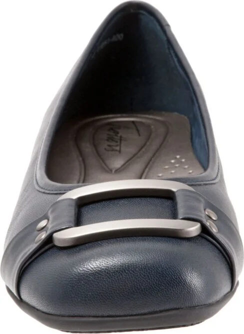 Trotters Sizzle Signature Flat - Image 2