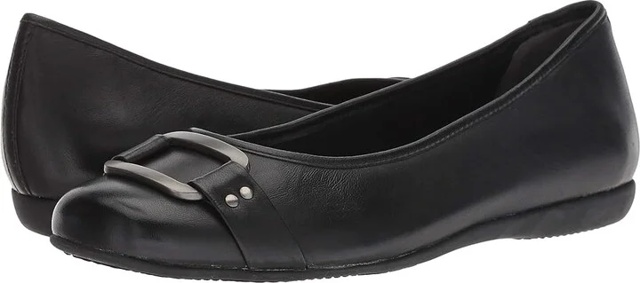 Trotters Sizzle Signature Women's Flat Shoes Black Soft Burnished Leather : 11 SS (4A)
