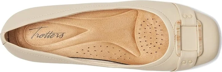 Trotters Sizzle Signature Women's Flat Shoes Ivory : 7 N (AA), Leather - Image 2