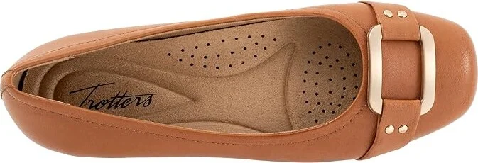 Trotters Sizzle Signature Women's Flat Shoes Luggage : 6 WW (EE) - Image 2