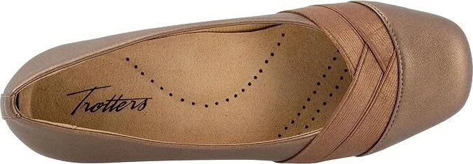 Trotters Stella Women's Flat Shoes Bronze : 12 N (AA) - Image 2