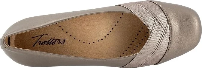Trotters Stella Women's Flat Shoes Pewter : 9 WW (EE) - Image 2