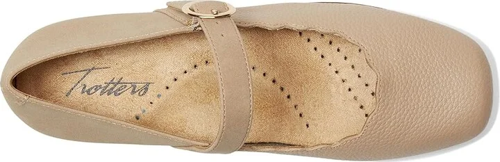 Trotters Sugar Women's Flat Shoes Nude : 5.5 M (B), Full Grain leather - Image 2