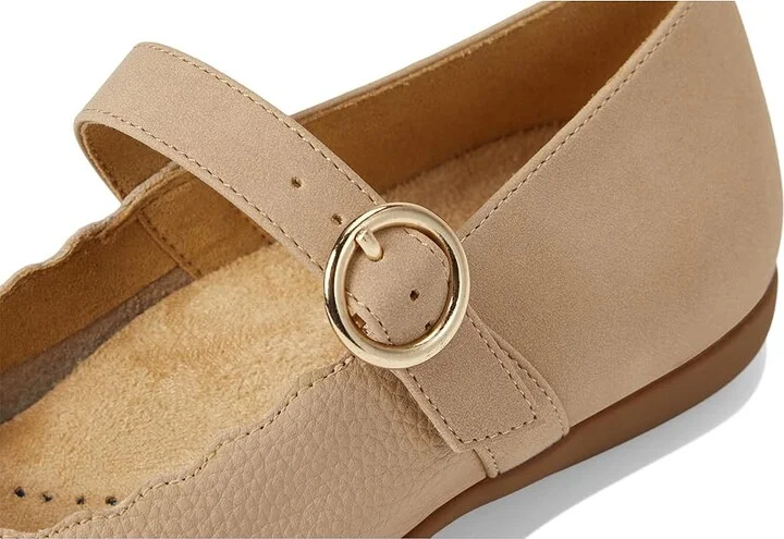 Trotters Sugar Women's Flat Shoes Nude : 5.5 M (B), Full Grain leather - Image 7