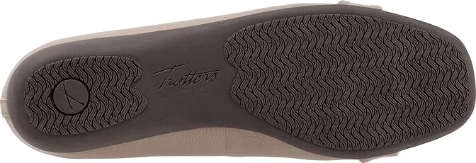 Trotters Sylvia Women's Shoes Taupe : 5 M (B), Leather - Image 3