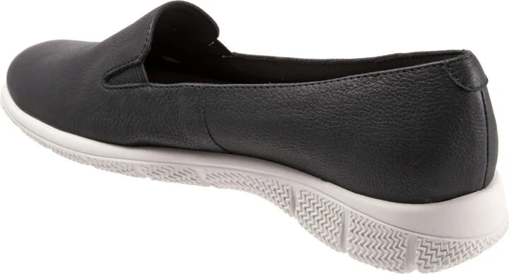 Trotters Universal Sneaker - Image 10