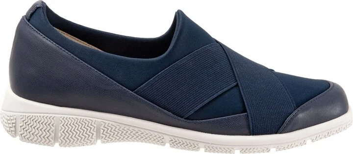 Trotters Urbana Sneaker - Image 2