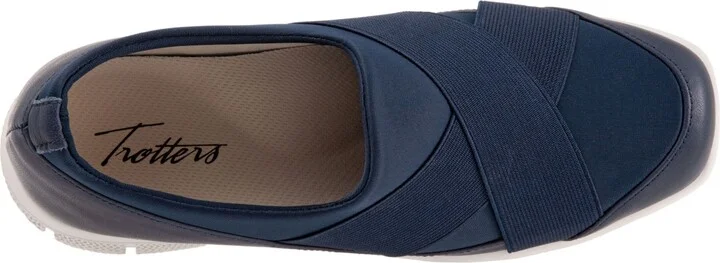 Trotters Urbana Sneaker - Image 4