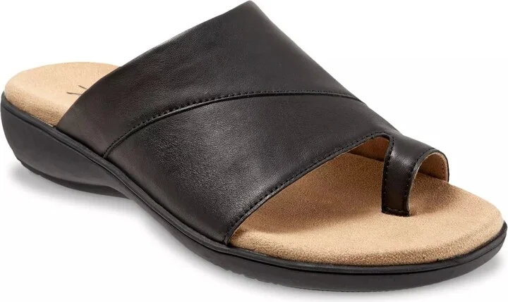 Trotters Wide Width Regina Sandal