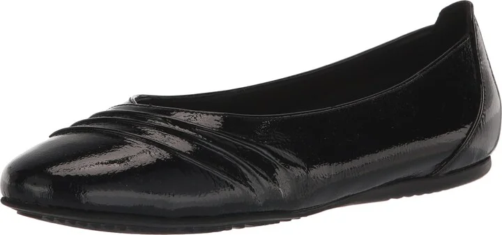 Trotters Women's Ballet Flat