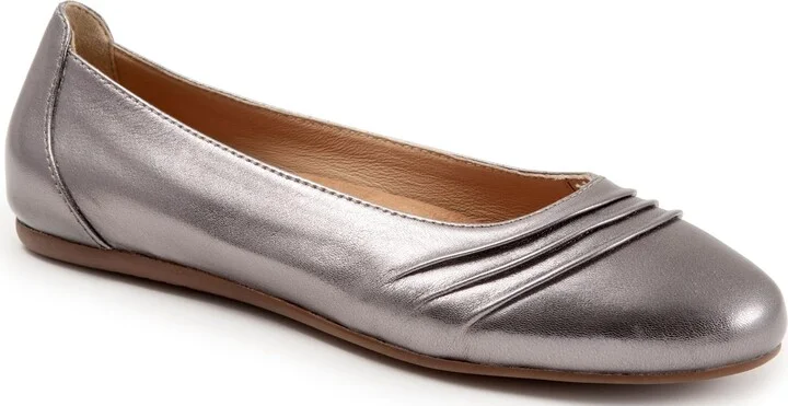 Trotters Women's Ballet Flat