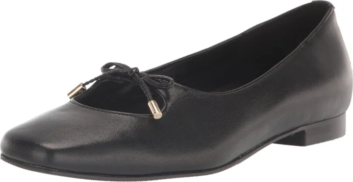 Trotters Women's Dixie Ballet Flat