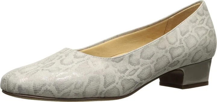 Trotters Women's Doris Dress Pump